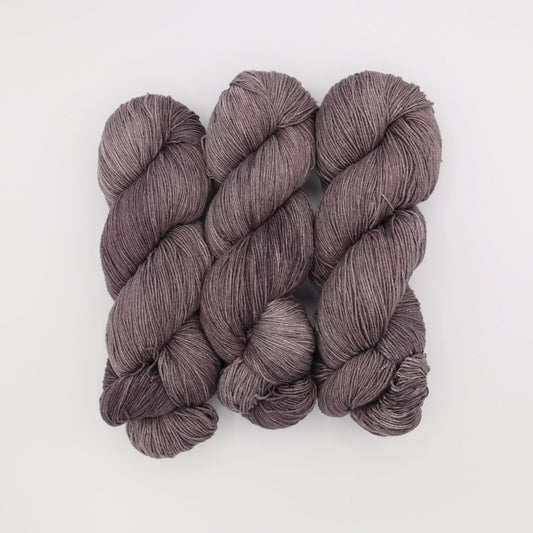 LYNN LIGHT - GRIS PIEDRA (PRUEBA)
