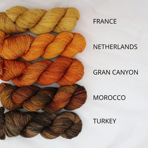 HYPATIA DK (75% merino SW 25% nylon; 225m/100g)