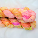 HYPATIA FLUOR PARTY (75% merino sw, 25% nailon )